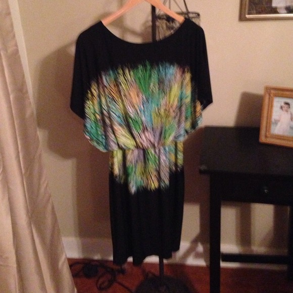 Extremely flattering dress