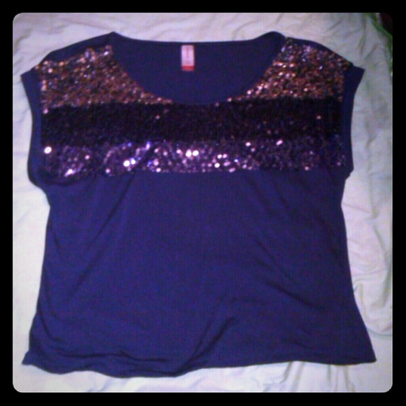 Shirt - Picture 1 of 1