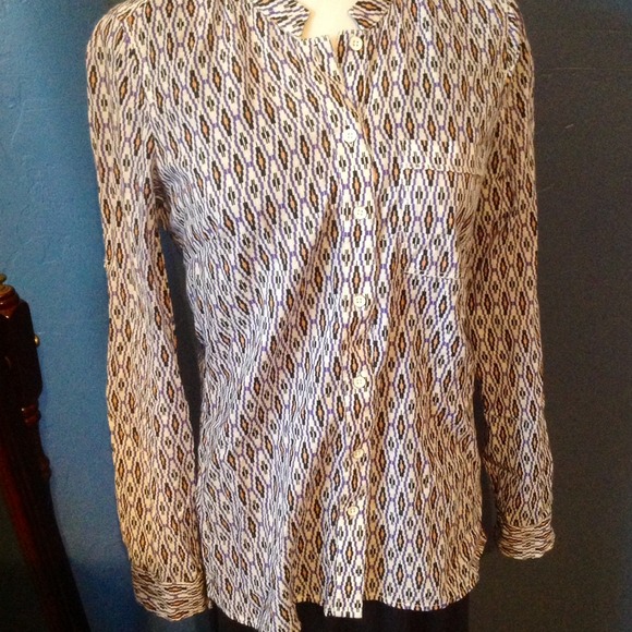BUNDLED! Aztec button up - Picture 2 of 3