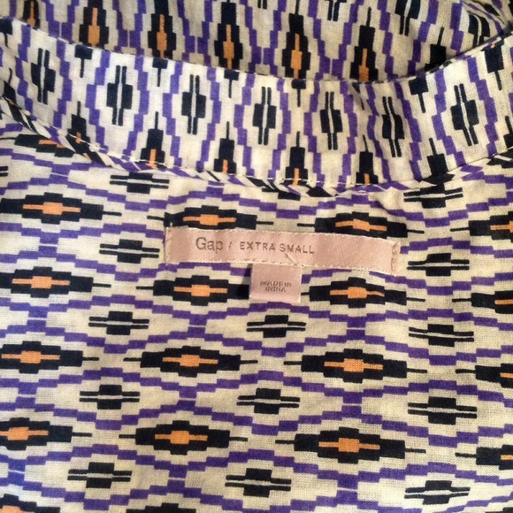BUNDLED! Aztec button up - Picture 3 of 3