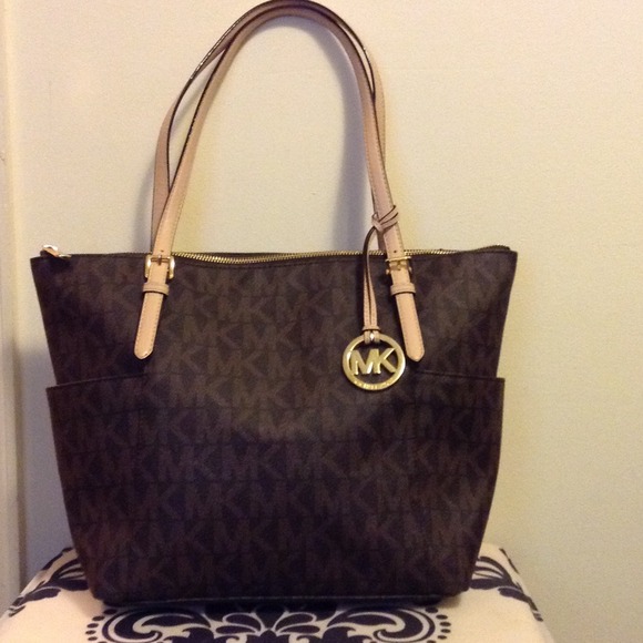 Authentic MK