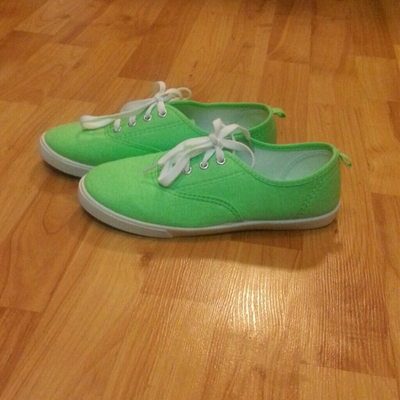 Mint green van look a likes - Picture 1 of 4