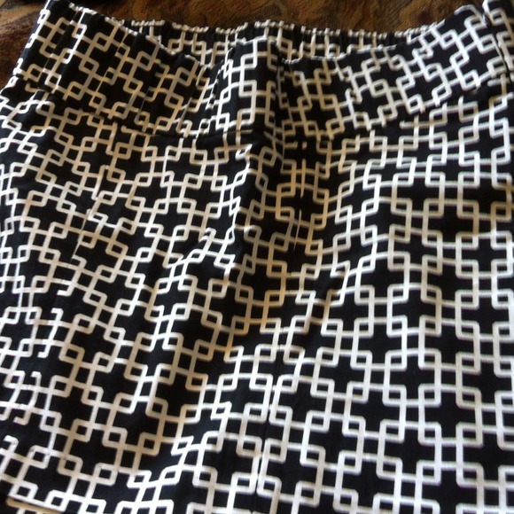 Maternity skirt