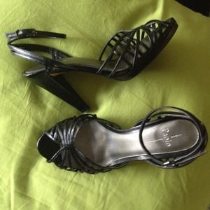 Linea Paolo strappy sandal