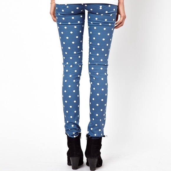Polka Dot Print Pants - Picture 2 of 6