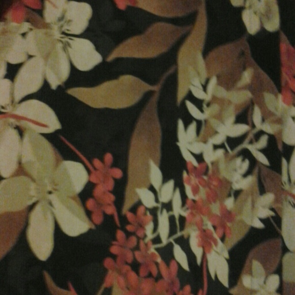 Liz Claiborne Villager top - Picture 2 of 2