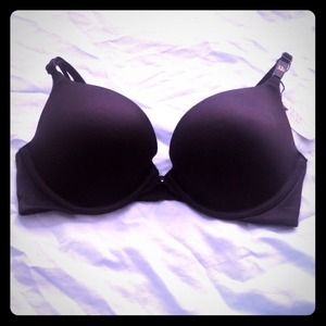 Victoria's Secret very sexy push-up bra