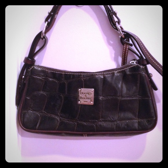 Purse - Picture 1 of 3