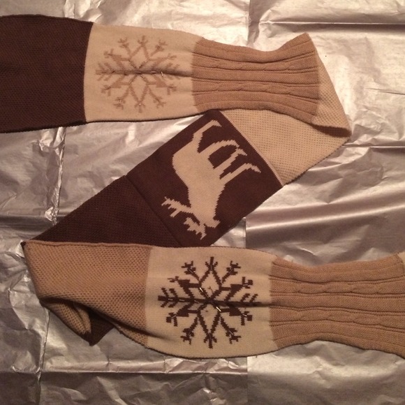 Abercrombie brown and tan reversible scarf - Picture 2 of 3