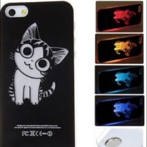 NIB Color Changing iPhone 5 Kitty Case
