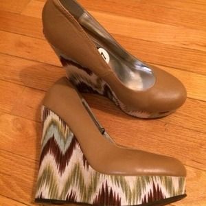 Dollhouse Wedge