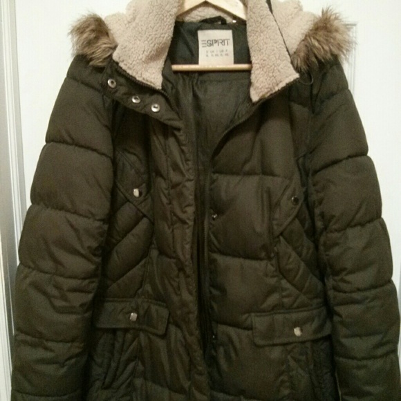 I dropped in size, so giving this away