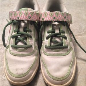 Nike lo tops- white and green w/ pink flower strap