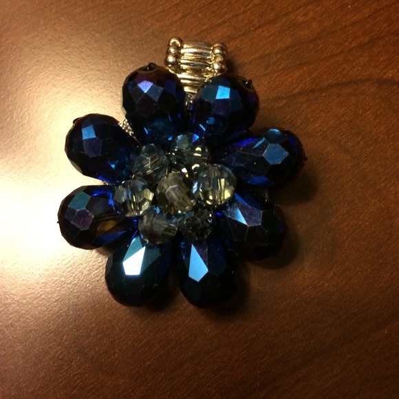 Ring - Picture 2 of 2