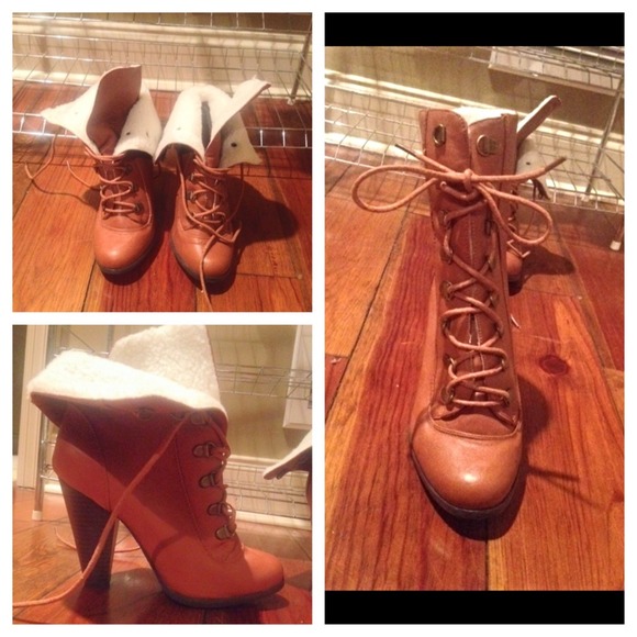 Bamboo fur lined heeled boots