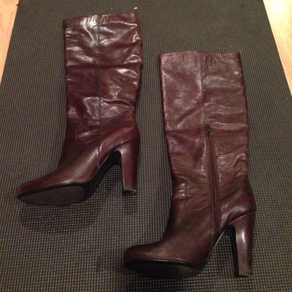 Beautiful genuine leather fifth avenue brown boots