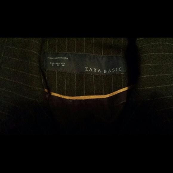 Zara basic blazer..one button..like new.. - Picture 4 of 4