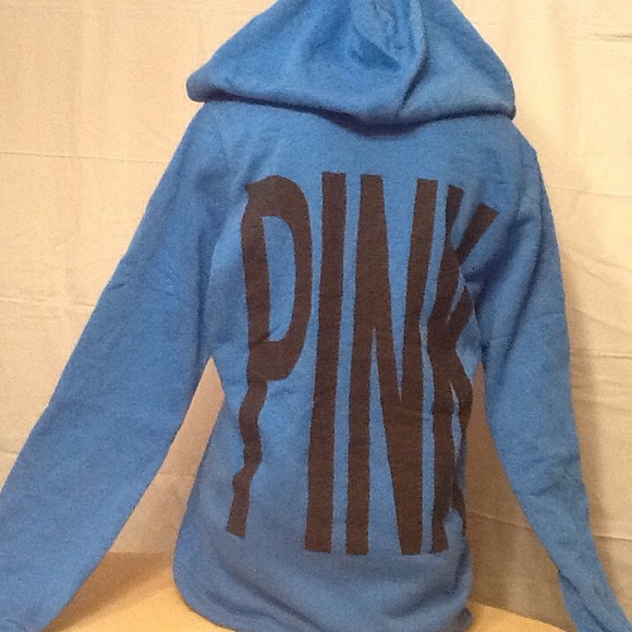 VICTORIAS SECRET HOODIE ❤️SOLD❤️❤️❤️❤️ - Picture 3 of 4