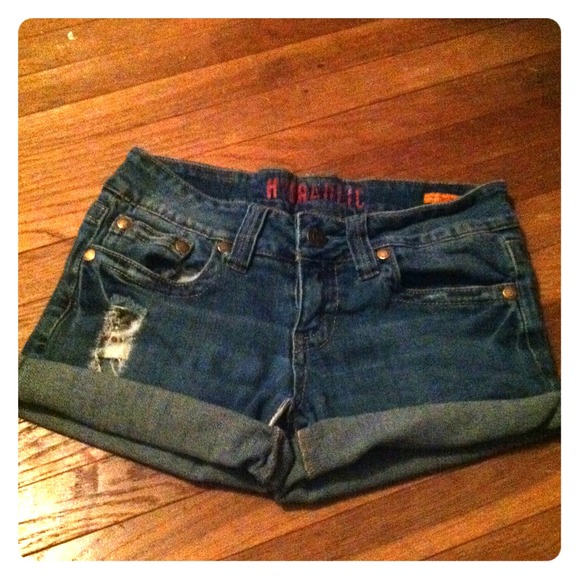 Roll up jean shorts.