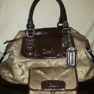 Coach purse and wallet