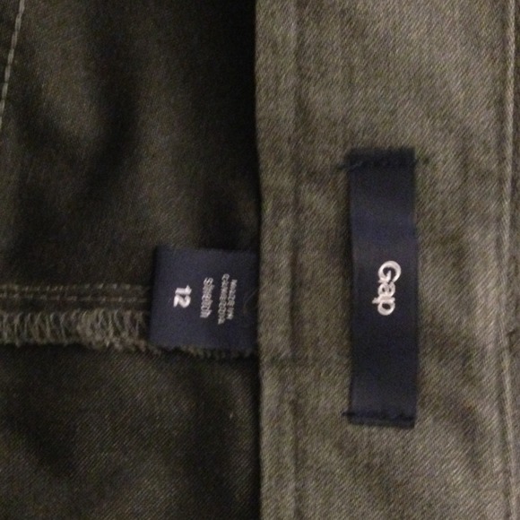 GAP gray ankle pants -size 12. Perfect for work! - Picture 3 of 4