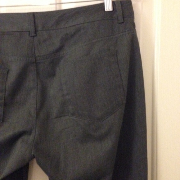 GAP gray ankle pants -size 12. Perfect for work! - Picture 4 of 4