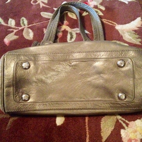 HOST PICK Marc Jacobs Turnlock Bag champagne gold - Picture 3 of 4