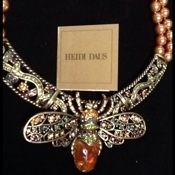 Authentic Heidi Daus necklace