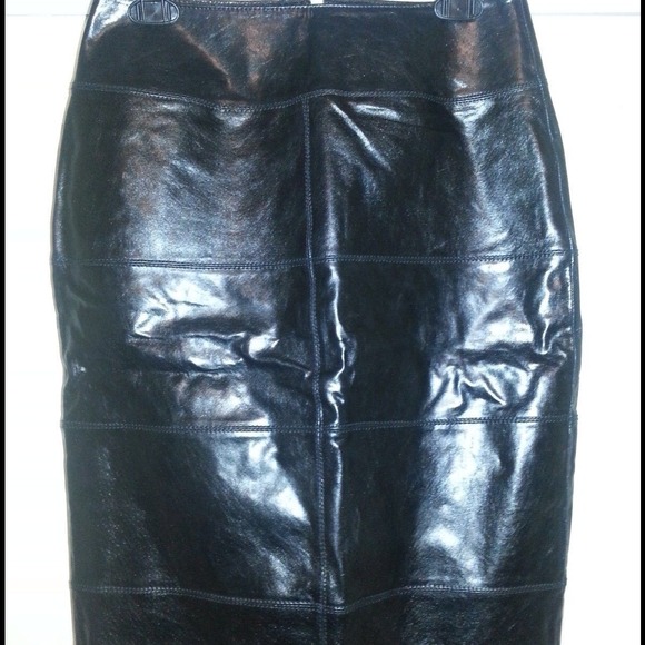 NEW RIVER ISLAND BLACK LEATHER PENCIL SKIRT - Picture 1 of 4