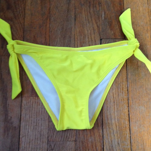 Yellow bikini bottom, xsmall, worn once