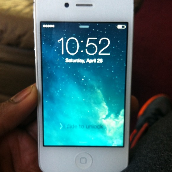 iPhone 4S white - Picture 1 of 4