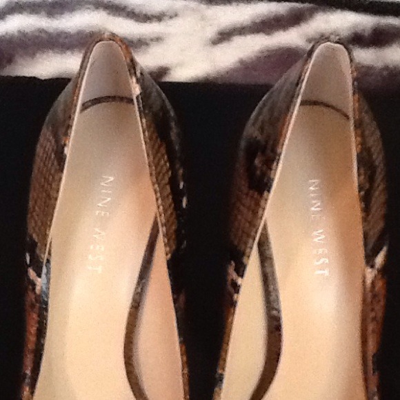 💛💛SOLD💛💛 - Picture 4 of 4