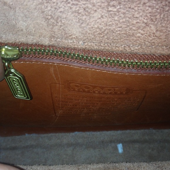 Authentic Coach cross-body - Picture 2 of 4