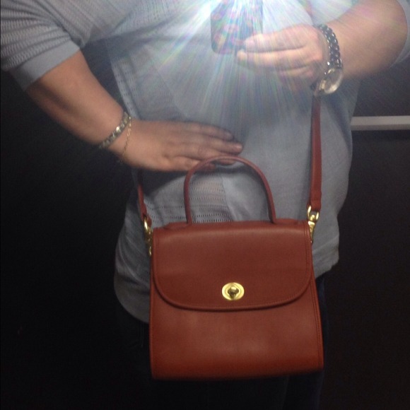 Authentic Coach cross-body - Picture 4 of 4