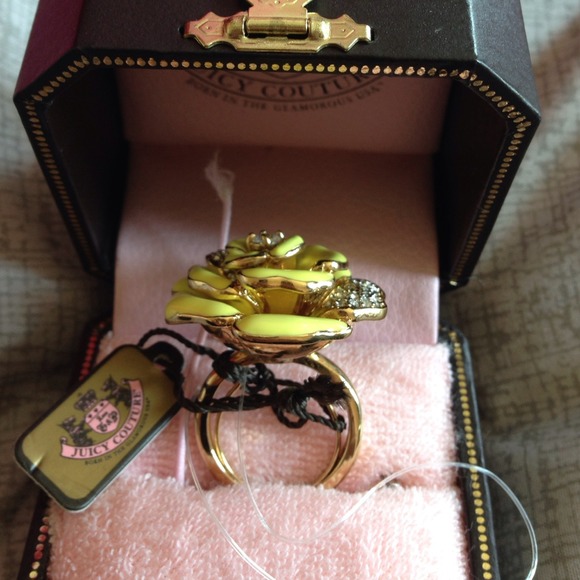 Juicy couture flower ring - Picture 2 of 2