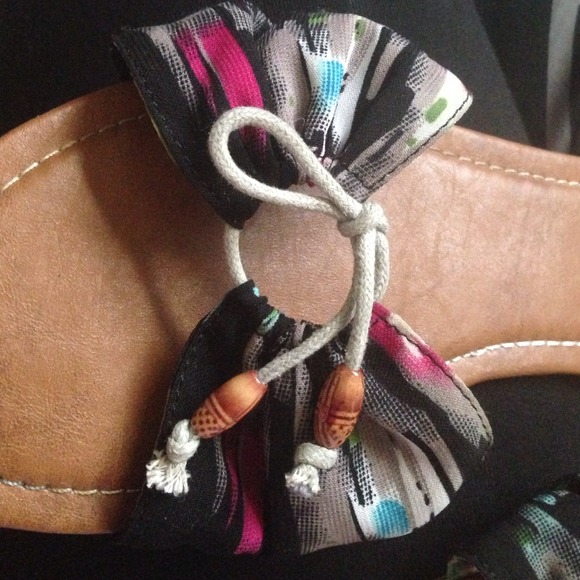 Sandals - Picture 2 of 2