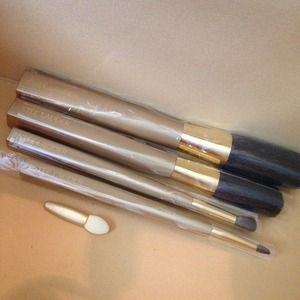 Estée Lauder Brush Set