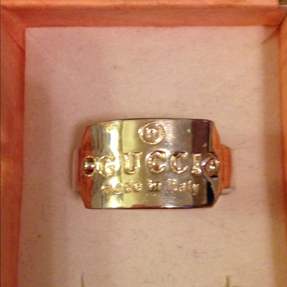 Authentic Gucci Sterling Silver Ring, size 6, New!