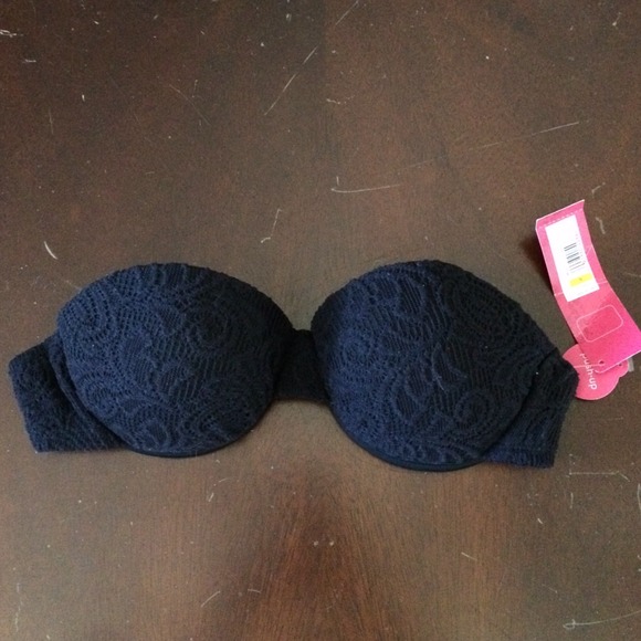 Strapless bathing suit top