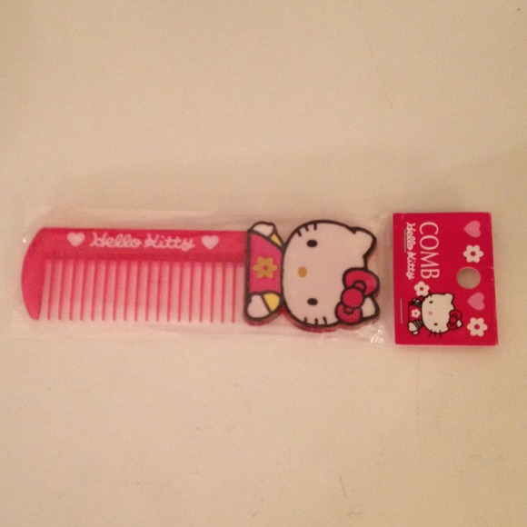 Hello Kitty Comb! - Picture 3 of 3
