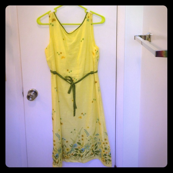 Yellow Anthropologie Dress Size 8