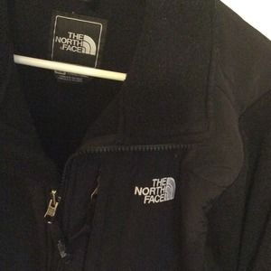 North Face Polartec black fleece jacket