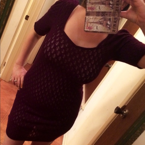 Loose Knit - Picture 2 of 4