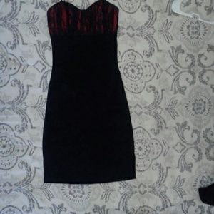 Black and red vintage dress.