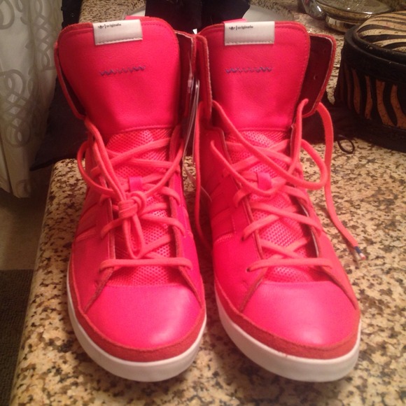 Brand New Size 10 women's Adidas