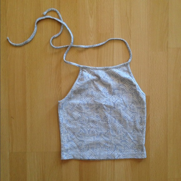 🚫SOLD🚫 Brandy Melville paisley halter NWT