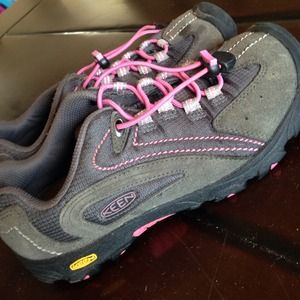 Girls Waterproof Keen Shoes