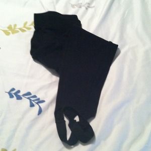 Gap stirrup leggings