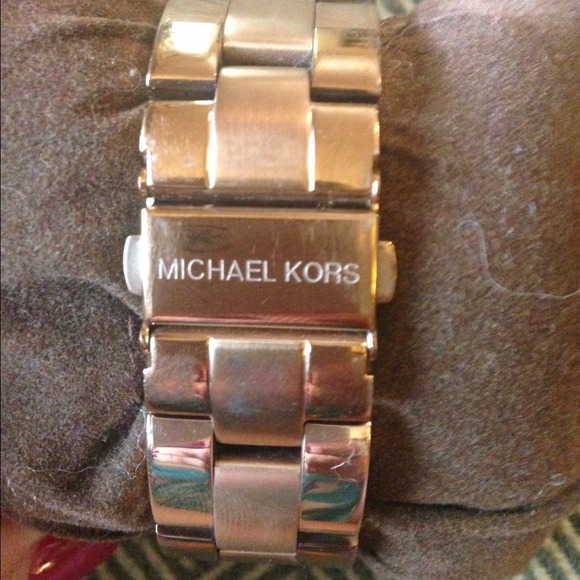 Michael Kors rose gold watch