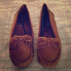 New tan moccasins